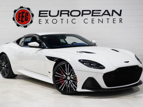 Used 2020 Aston Martin DBS Superleggera RWD image 1