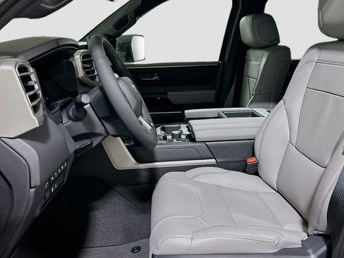 New 2026 Toyota Tundra Limited AWD/4WD image 21