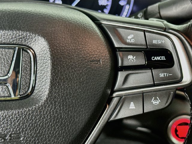 Used 2021 Honda Accord Touring image 12