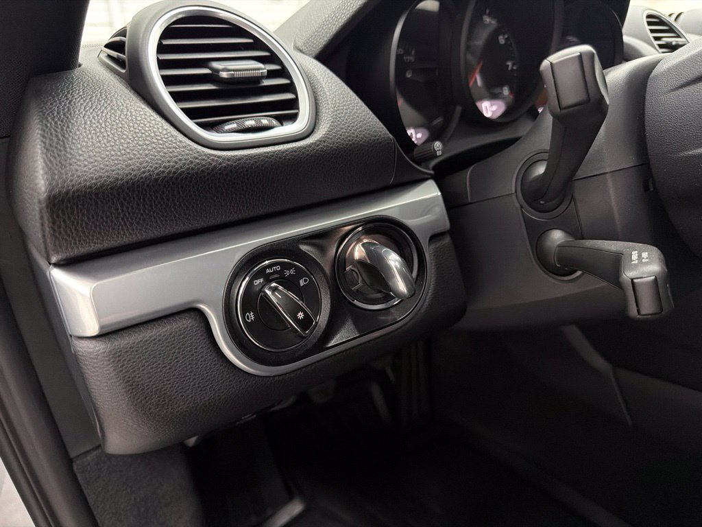 Used 2025 Porsche 718 Cayman RWD image 25