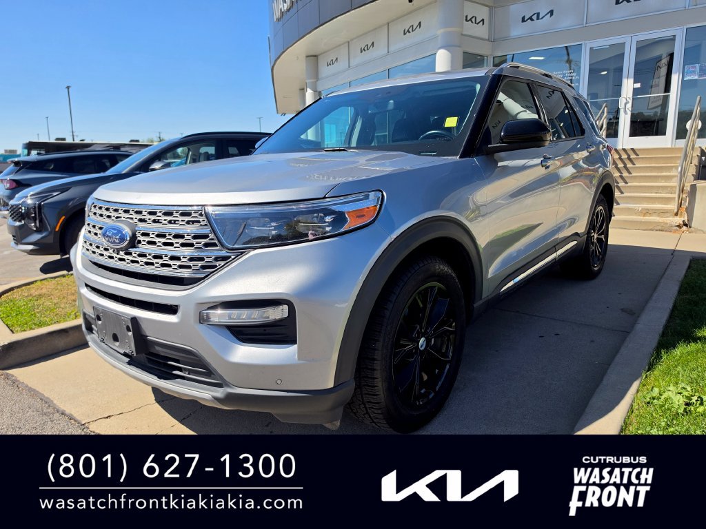 Used 2023 Ford Explorer Limited AWD/4WD image 1