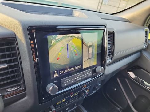 Used 2022 Nissan Frontier PRO-4X w/ Pro-4X Premium Package AWD/4WD image 29