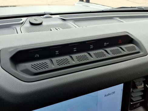 New 2026 Ford Bronco Badlands AWD/4WD image 23