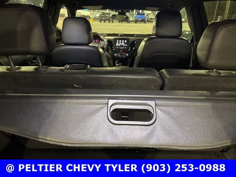 Used 2022 Chevrolet Equinox RS w/ LPO, Cargo Package image 23