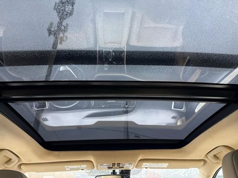 Used 2014 Toyota Highlander Limited Platinum AWD/4WD image 39