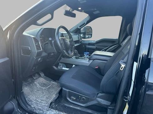 Used 2018 Ford F150 XLT w/ Equipment Group 302A Luxury image 14