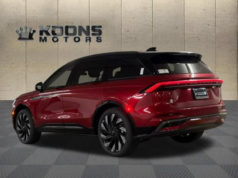 New 2026 Lincoln Nautilus Reserve w/ Jet Appearance Package AWD/4WD image 6