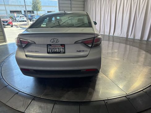 Used 2016 Hyundai Sonata SE FWD image 5