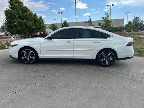 Used 2023 Honda Accord Sport image 4