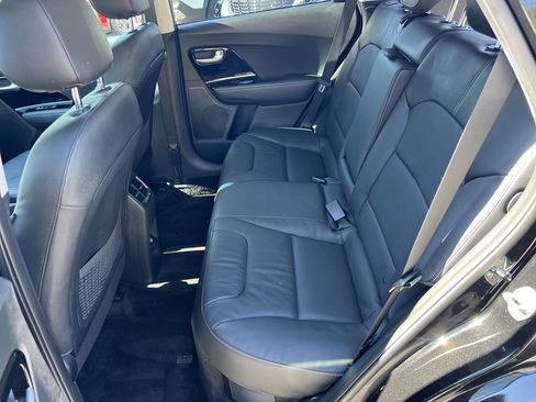Used 2019 Kia Niro EX Premium w/ Sunroof Package image 20