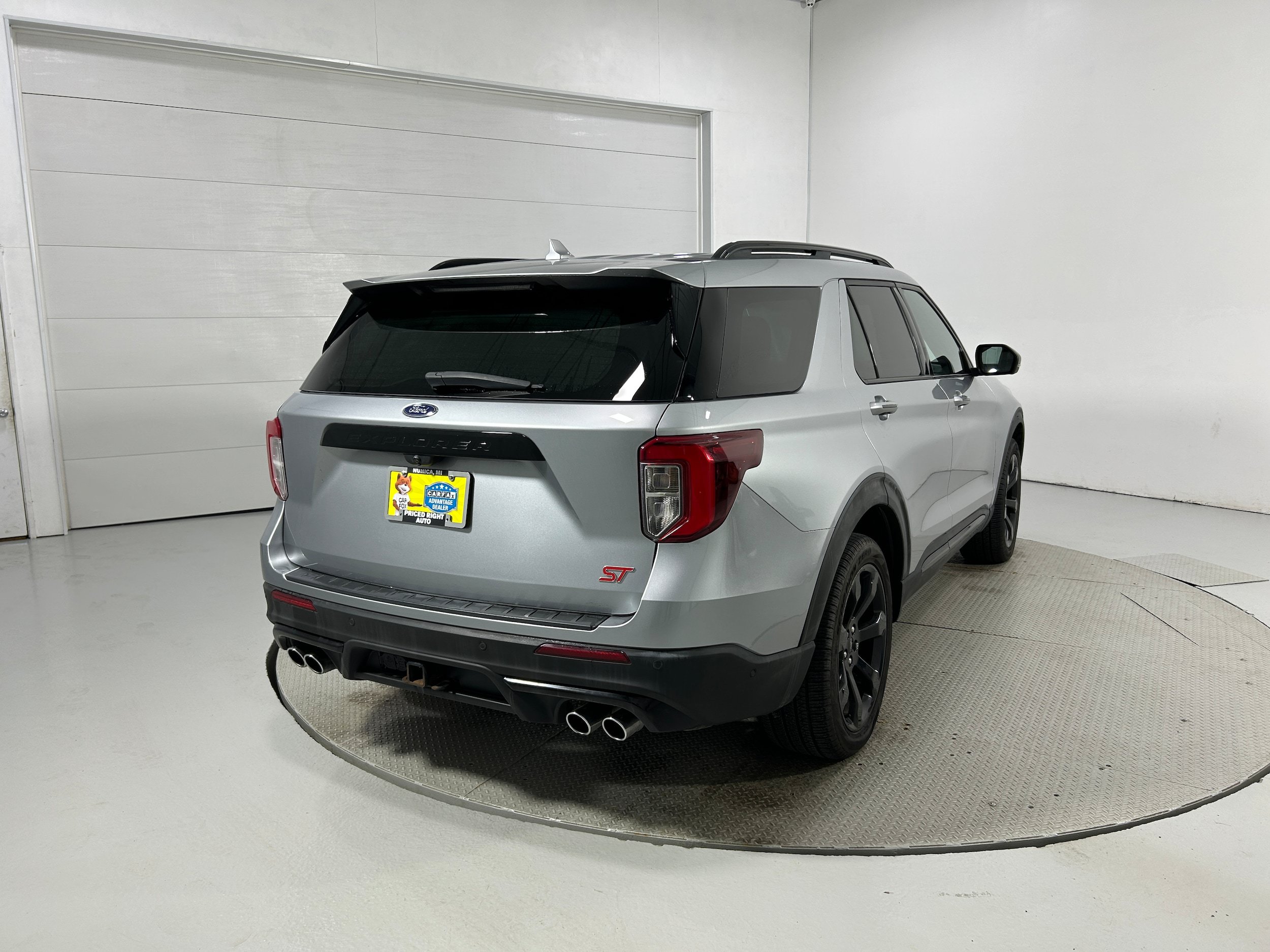 Used 2020 Ford Explorer ST w/ ST Street Pack AWD/4WD image 37