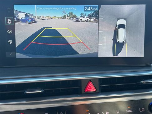 Used 2025 Kia Sorento SX Prestige image 25