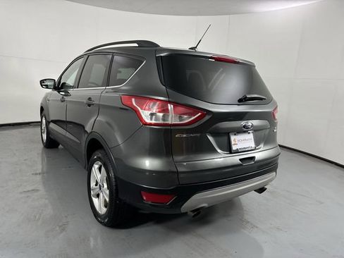 Used 2016 Ford Escape SE w/ Equipment Group 201A AWD/4WD image 32