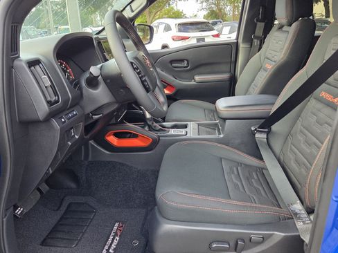 Used 2026 Nissan Frontier PRO-4X w/ Pro-4x Convenience Package AWD/4WD image 13