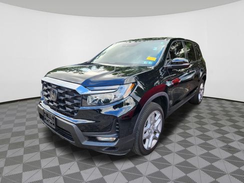 Used 2024 Honda Passport EX-L image 2