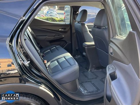 Used 2022 Chevrolet Bolt EUV LT w/ Convenience Package image 45