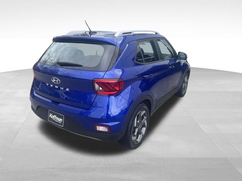 Certified 2023 Hyundai Venue SEL w/ Cargo Package FWD image 8