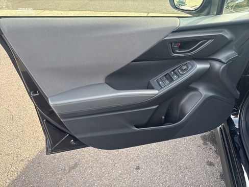 Certified 2025 Subaru Crosstrek 2.0i Premium image 19