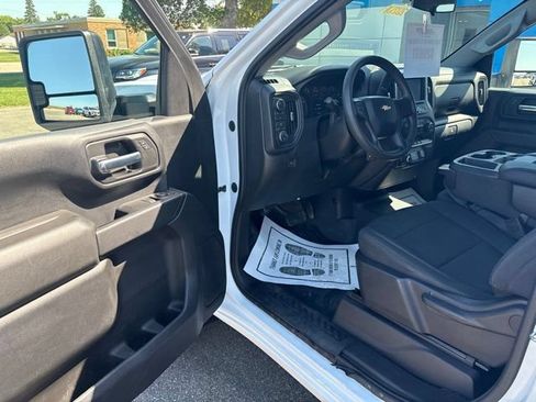 Used 2020 Chevrolet Silverado 2500 W/T w/ WT Convenience Package AWD/4WD image 11