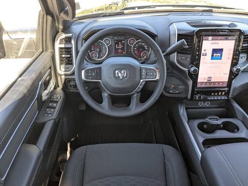 New 2026 RAM 2500 Big Horn AWD/4WD image 16