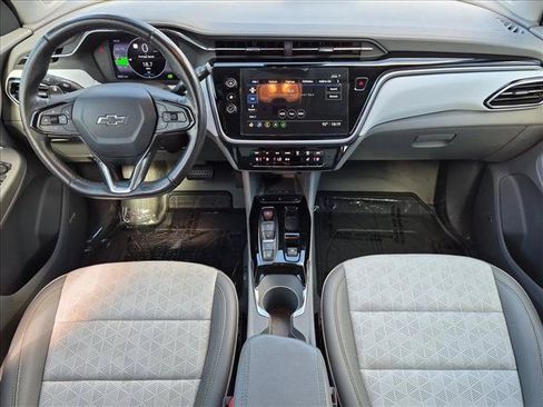 Used 2023 Chevrolet Bolt EUV Premier w/ Sun & Sound Package FWD image 19