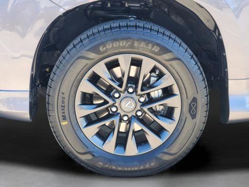 Used 2023 Lexus GX 460 Premium w/ Premium Plus Package image 44