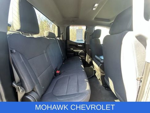 Used 2019 Chevrolet Silverado 1500 Custom Trail Boss w/ Custom Convenience Package image 26