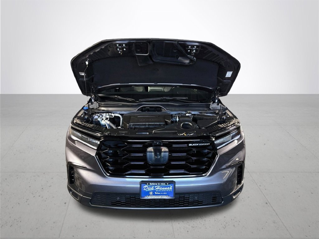 Used 2025 Honda Pilot Black Edition image 23