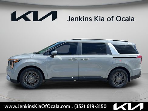 New 2026 Kia Carnival EX FWD image 6