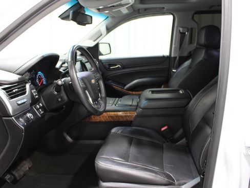 Used 2017 Chevrolet Tahoe Premier image 3