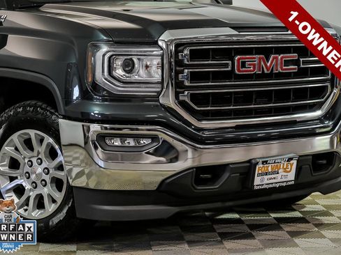 Used 2018 GMC Sierra 1500 SLE w/ SLE Value Package AWD/4WD image 2