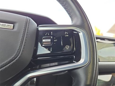 Used 2021 Land Rover Range Rover Velar S image 19