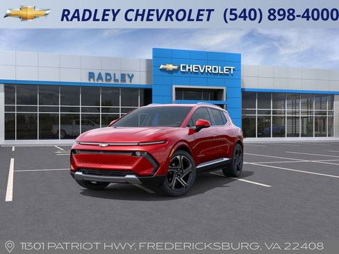 New 2025 Chevrolet Equinox EV LT w/ Convenience Package II image 8