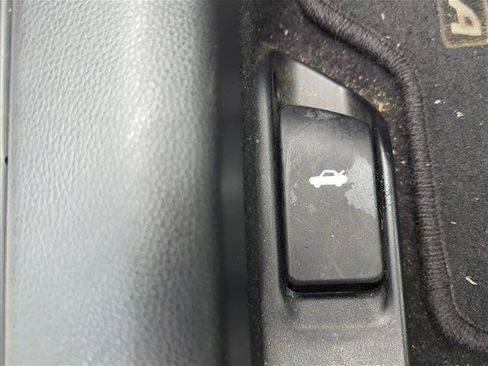 Used 2024 Toyota Corolla LE FWD image 12