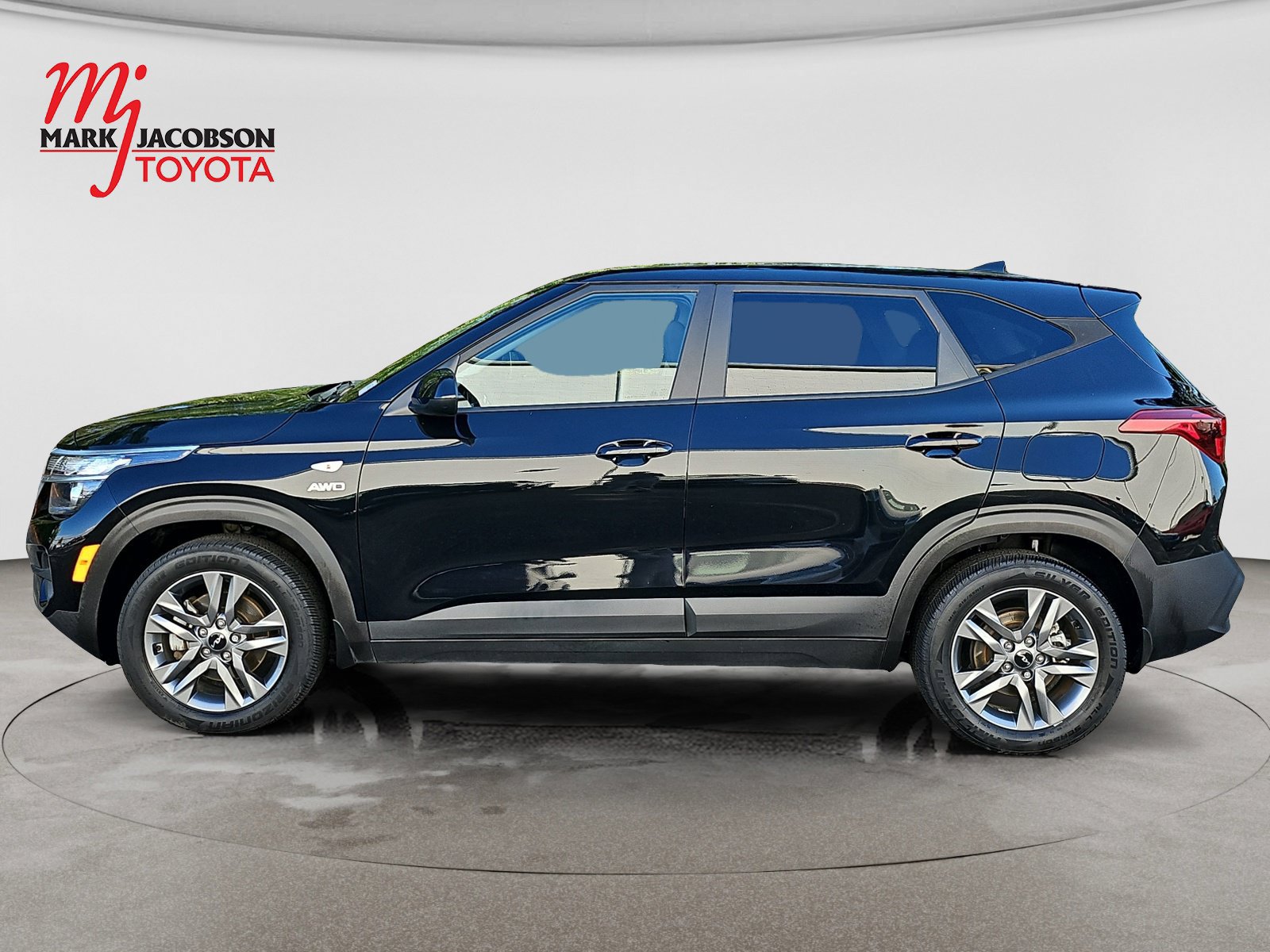 Used 2023 Kia Seltos LX AWD/4WD image 15