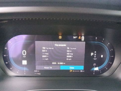 Used 2023 Volvo XC40 B5 Plus w/ Driver Assist Package image 21