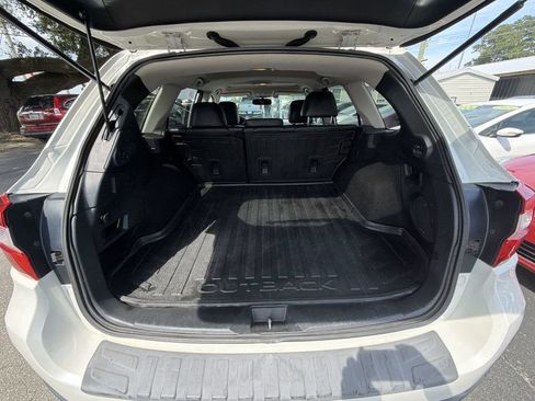 Used 2015 Subaru Outback 2.5i Limited AWD/4WD image 23
