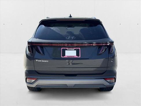New 2025 Hyundai Tucson SEL image 8