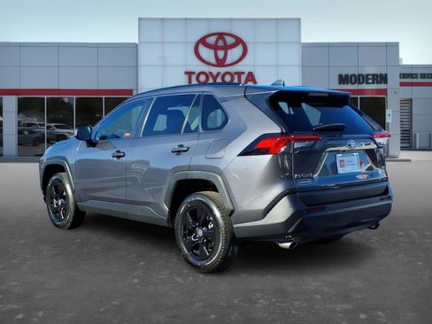 Used 2023 Toyota RAV4 XLE image 4