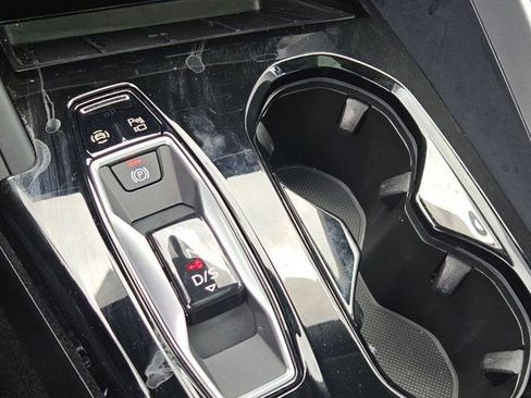 Used 2025 Audi Q5 Premium w/ Convenience Package AWD/4WD image 11