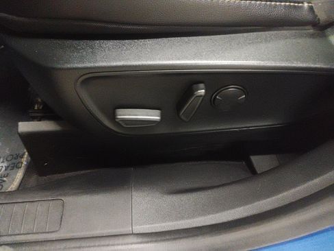 Certified 2022 Ford Escape Titanium w/ Titanium Premium Package image 20