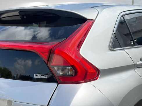 Used 2020 Mitsubishi Eclipse Cross ES image 26