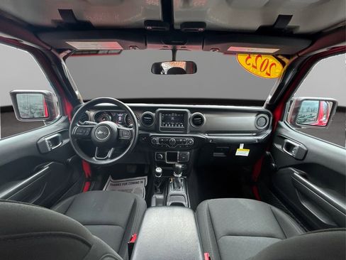 Used 2023 Jeep Gladiator Sport AWD/4WD image 26