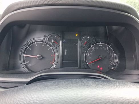 Used 2024 Toyota 4Runner SR5 Premium w/ Moonroof Package RWD image 17
