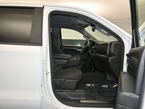 Certified 2025 Chevrolet Silverado 1500 LT AWD/4WD image 27