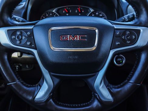 Used 2020 GMC Terrain SLT w/ Preferred Package image 15