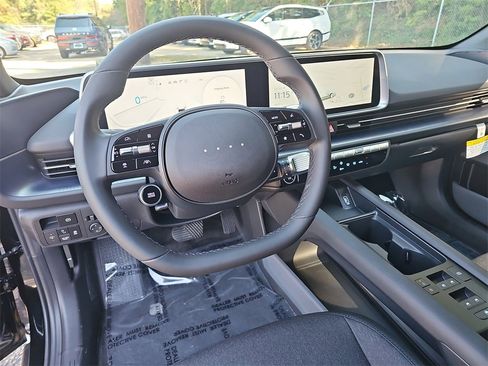 New 2025 Hyundai Ioniq 6 SE image 16