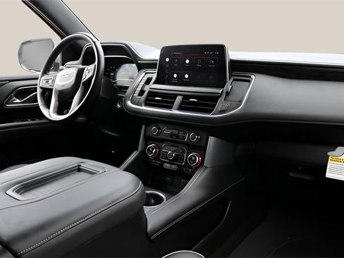 Used 2022 GMC Yukon XL SLT w/ SLT Luxury Package image 18