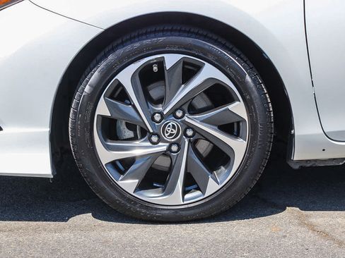 Used 2017 Toyota Corolla iM w/ Carpet Mat Package FWD image 11