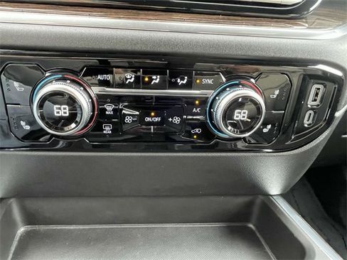 Used 2025 GMC Sierra 1500 Elevation w/ Elevation Premium Package image 21